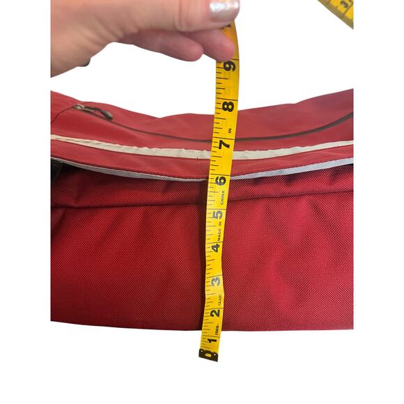 PATAGONIA EXTRA LARGE CRITICAL MASS MESSENGER BAG STYLE# 48278 BURGUNDY BLACK - Picture 13 of 16